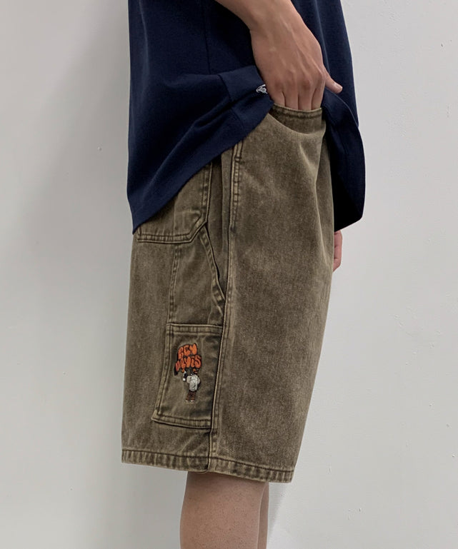 ブラウン　モデル:175cm L着用