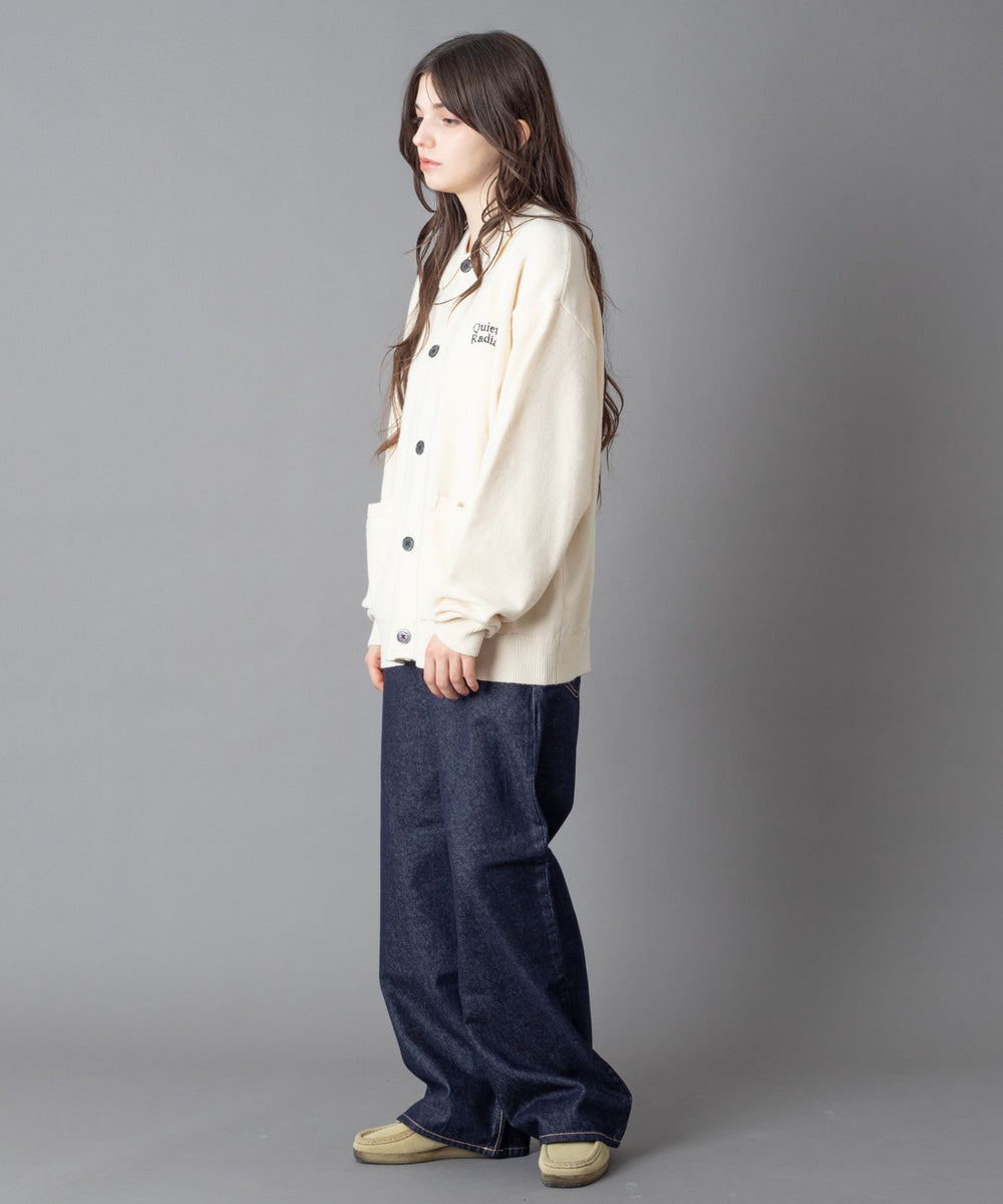 オフホワイト モデル：162cm M着用