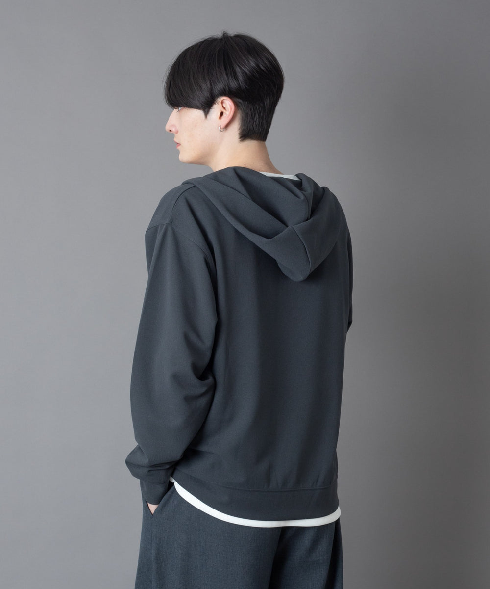 チャコール モデル：180cm L着用