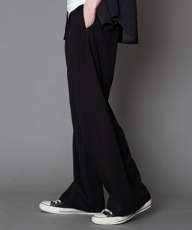 ﾌﾞﾗｯｸ モデル：180cm L着用