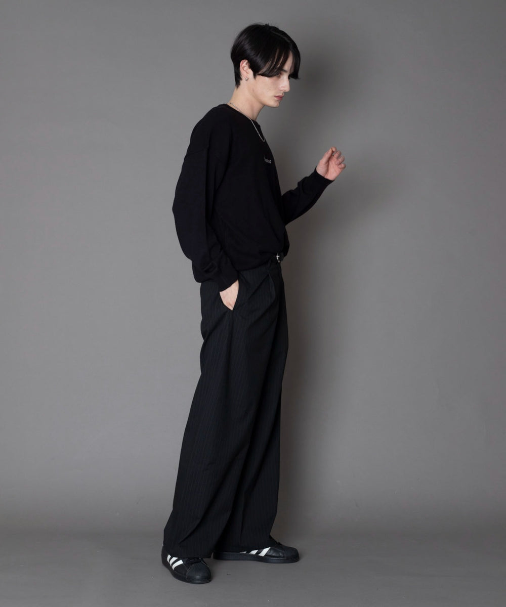 ﾌﾞﾗｯｸｽﾄﾗｲﾌﾟ モデル：180cm L着用