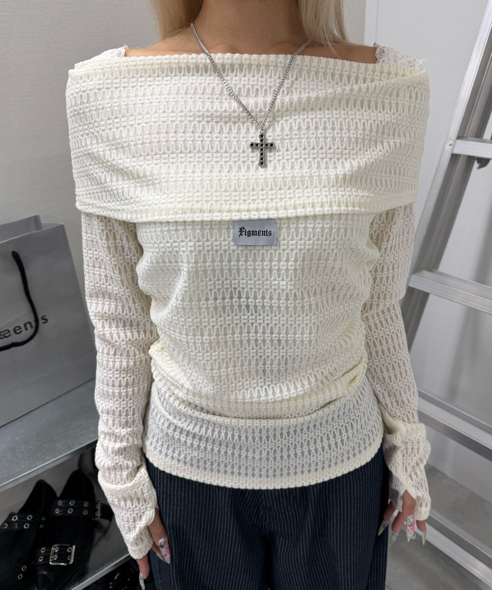 ホワイト モデル：160㎝ F着用