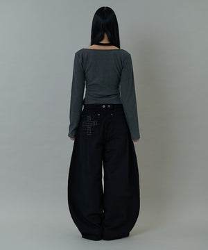 ブラック モデル：168㎝ L着用