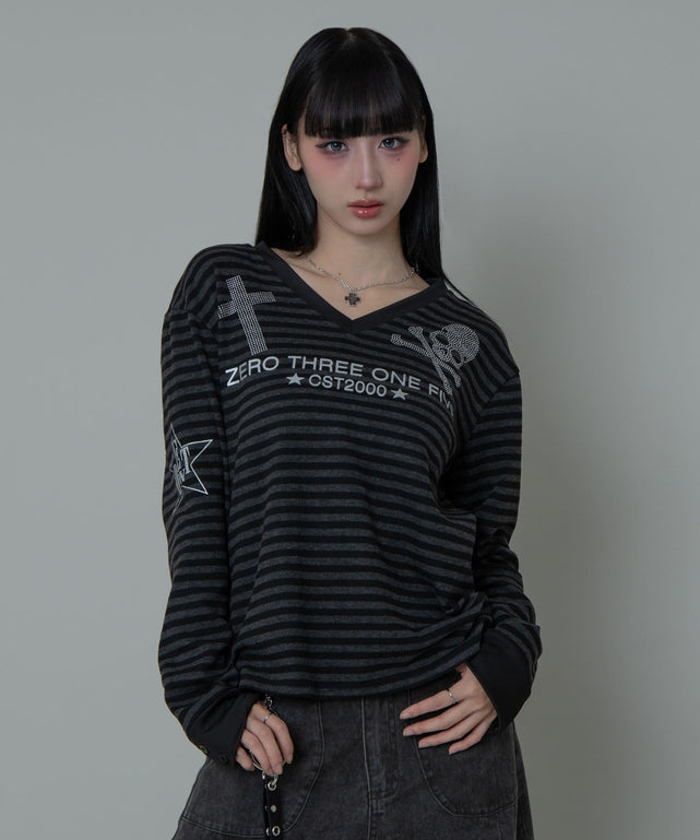 ゴシックロゴボーダーロンT/ブラック モデル：168㎝ F着用