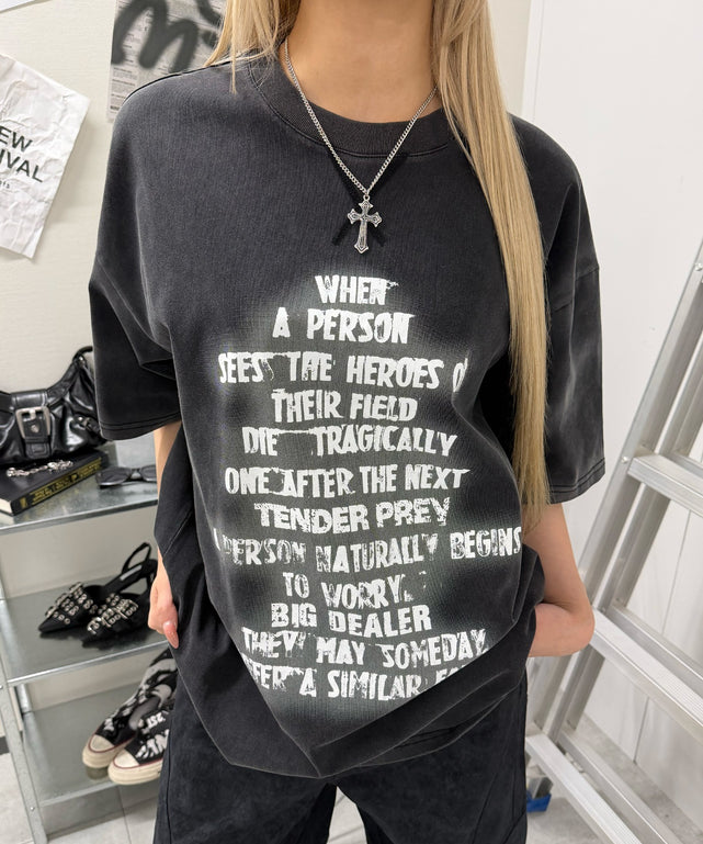 ヴェイグリーロゴTシャツ/ブラック モデル:168cm F着用