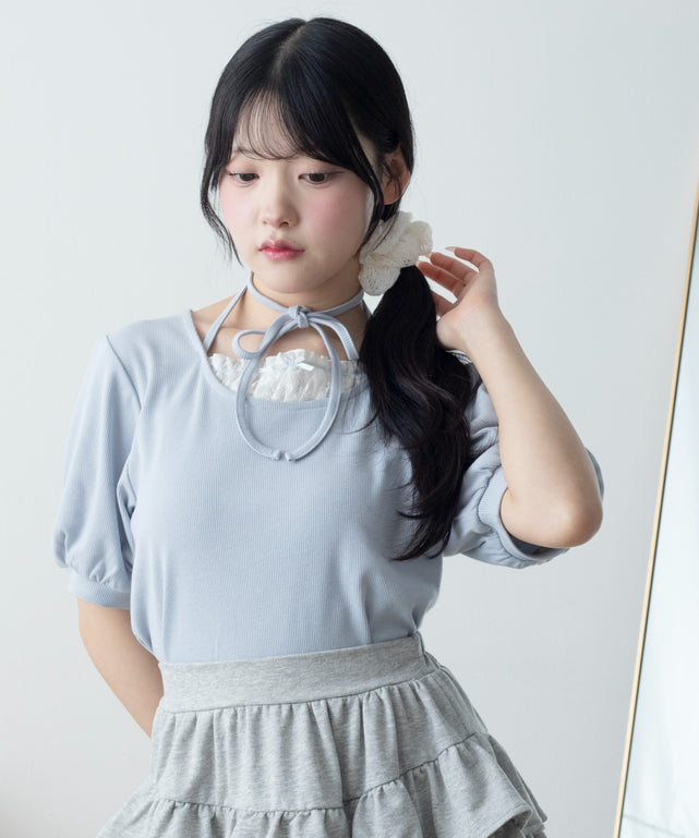 パフスリーブチョーカーT/サックス モデル：155cm F着用