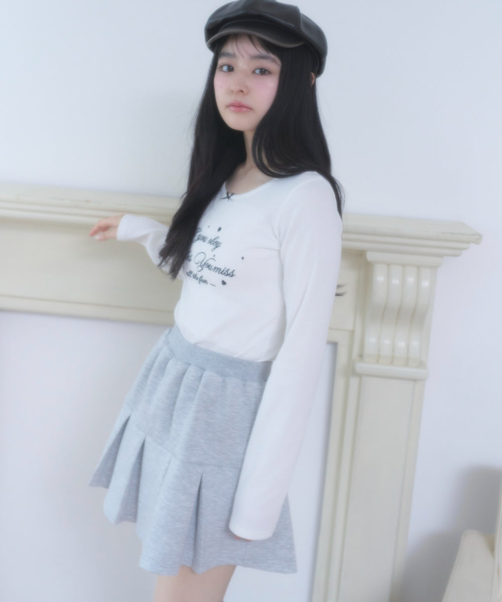 ホワイト モデル：160cm F着用