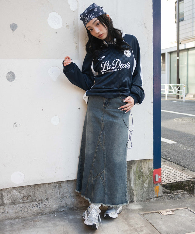 ネイビー　モデル:160cm M着用