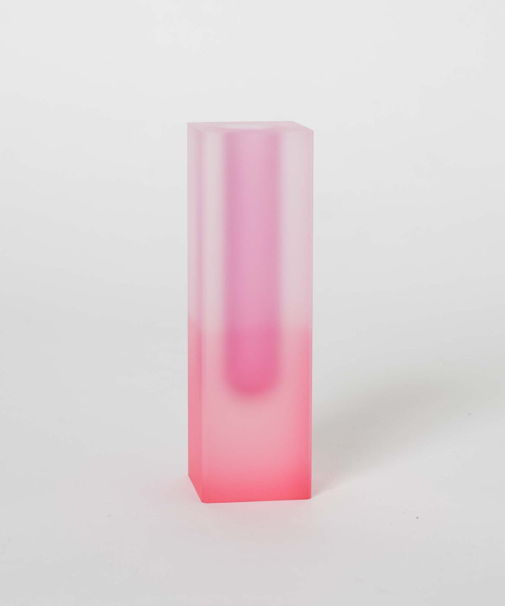 ピンク