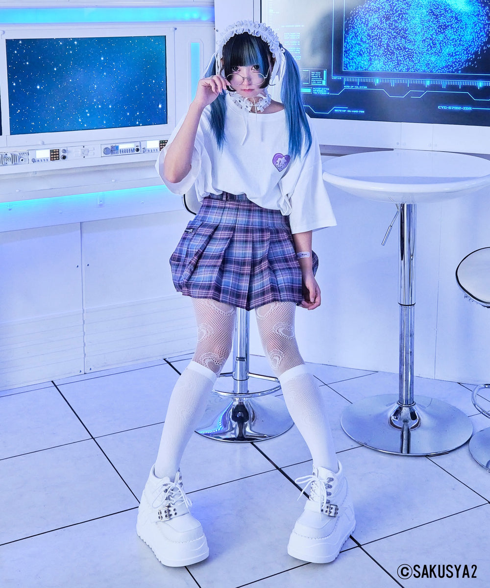 ホワイト