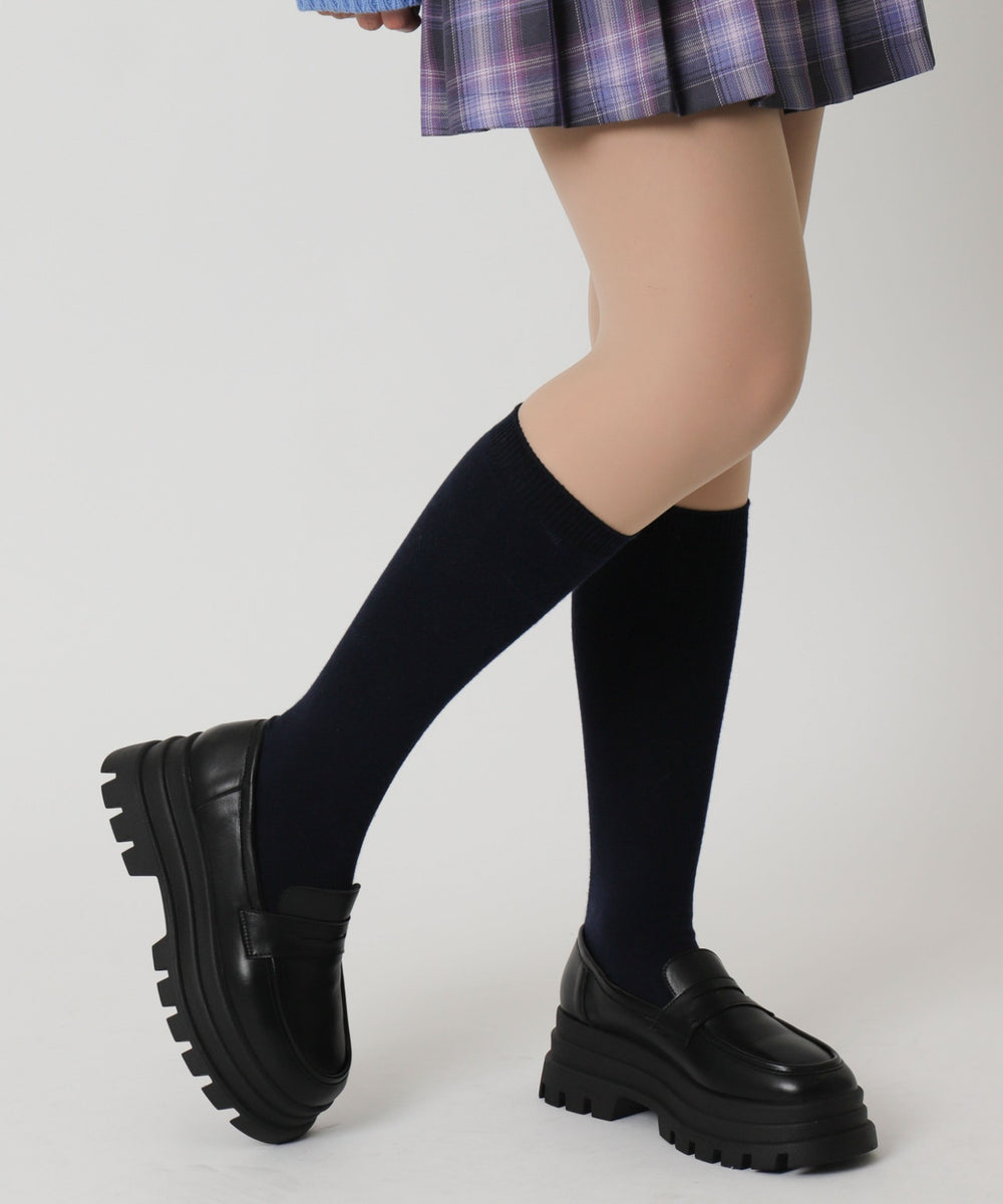 ブラック