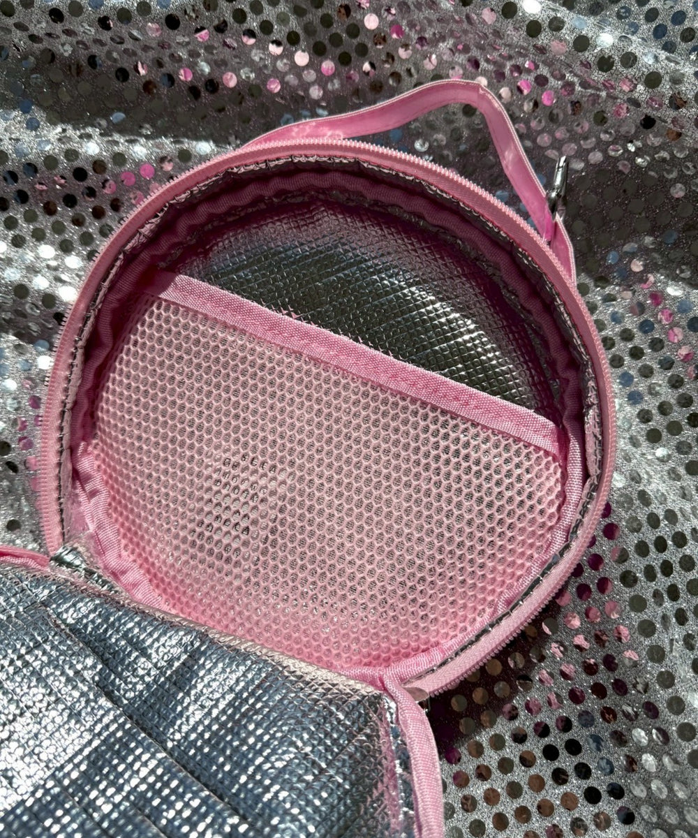 ピンク