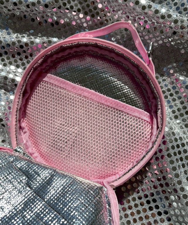 ピンク