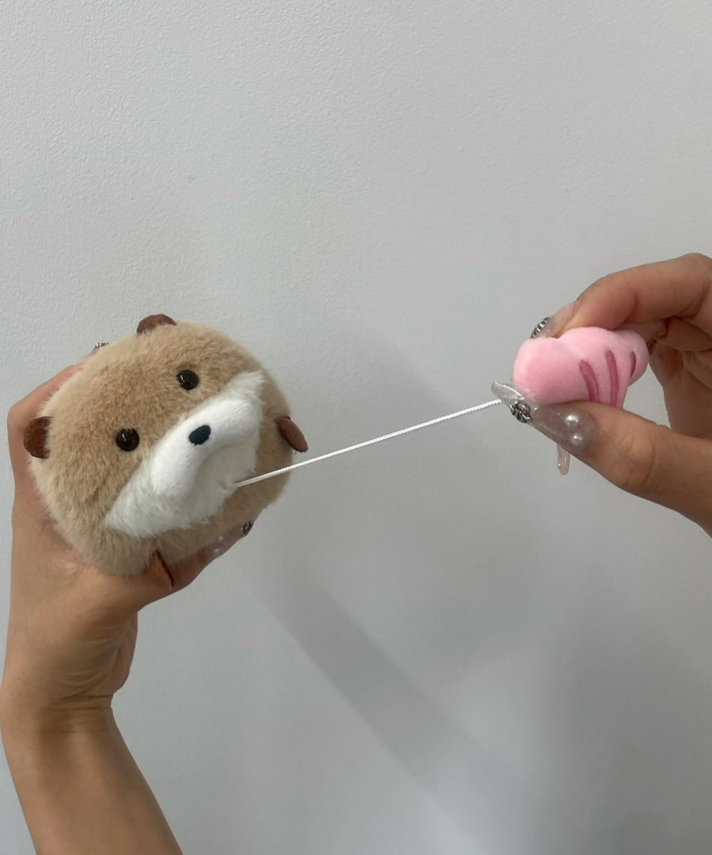 ベージュ