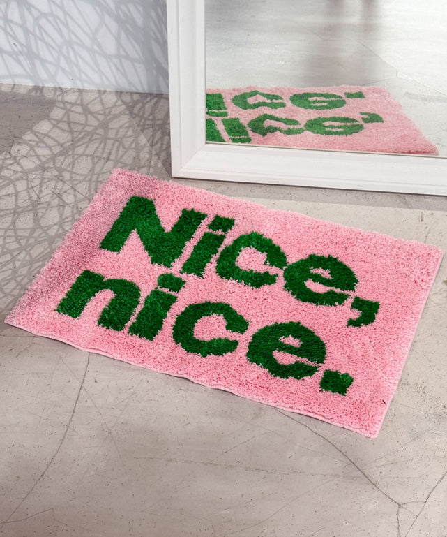 niceラグ/柄１