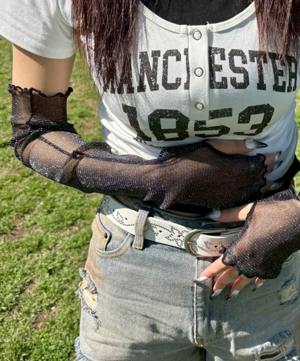 ブラック