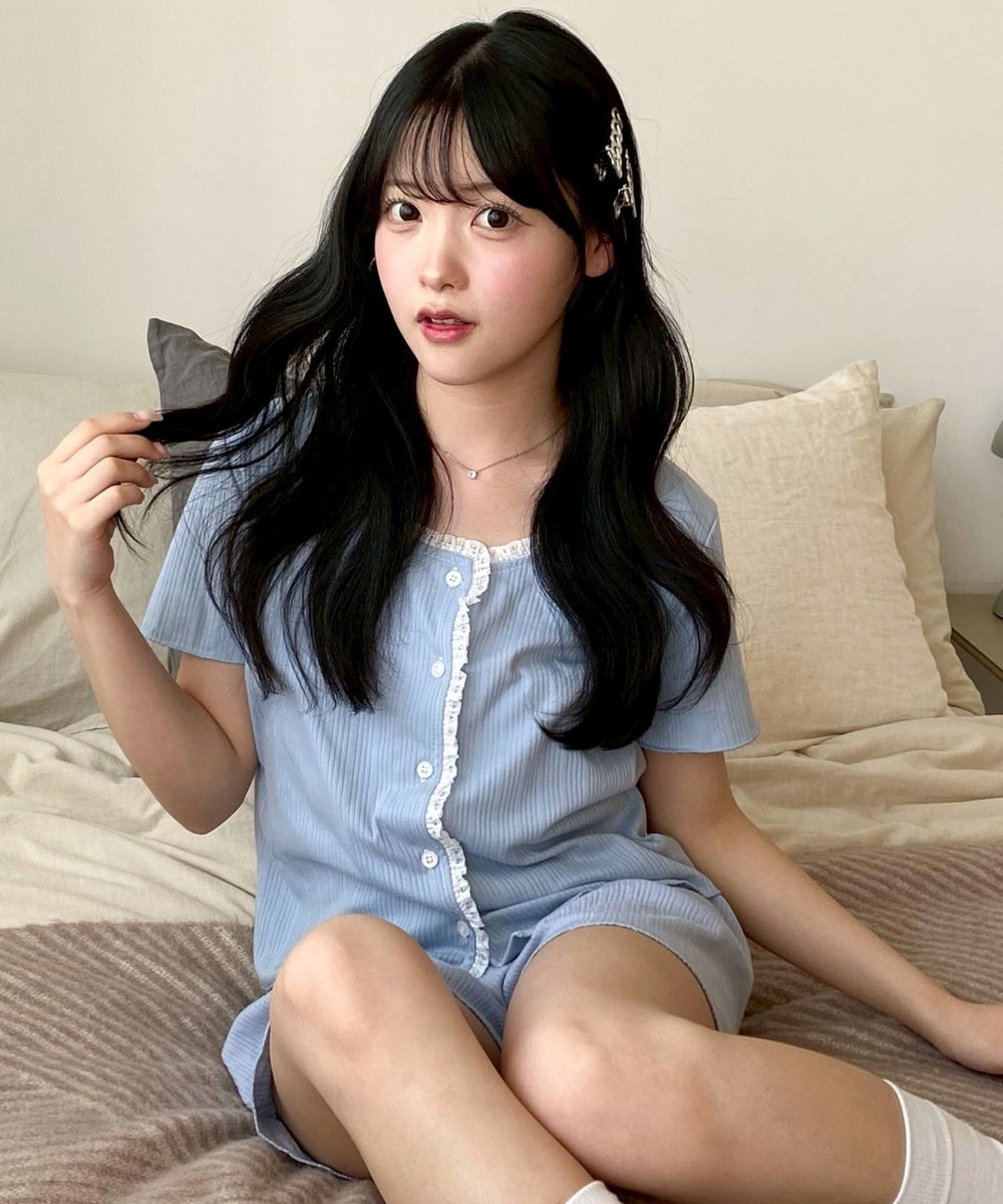 サックス　モデル：155cm F着用