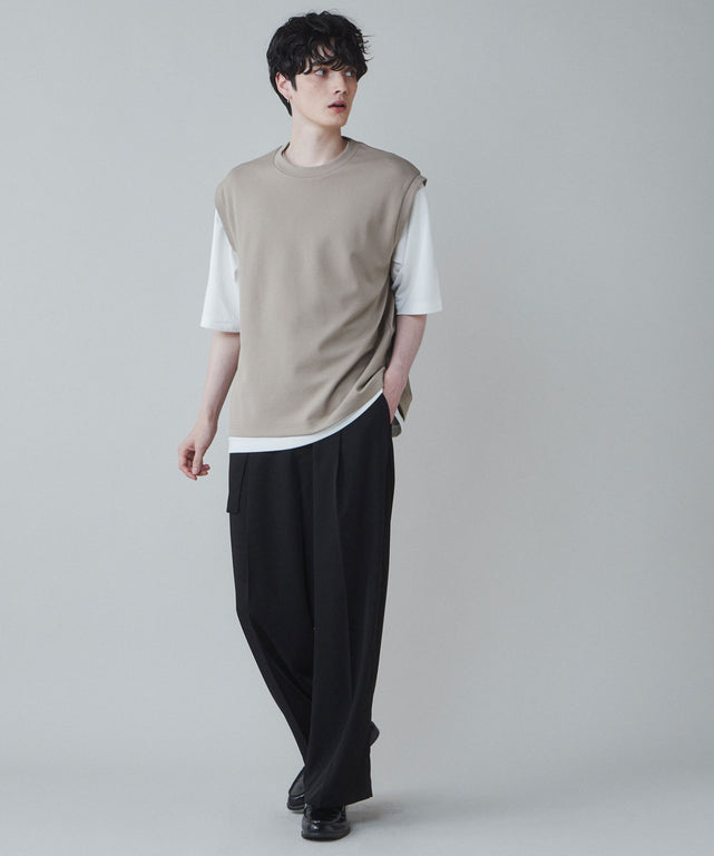 ベージュ モデル：180cm L着用