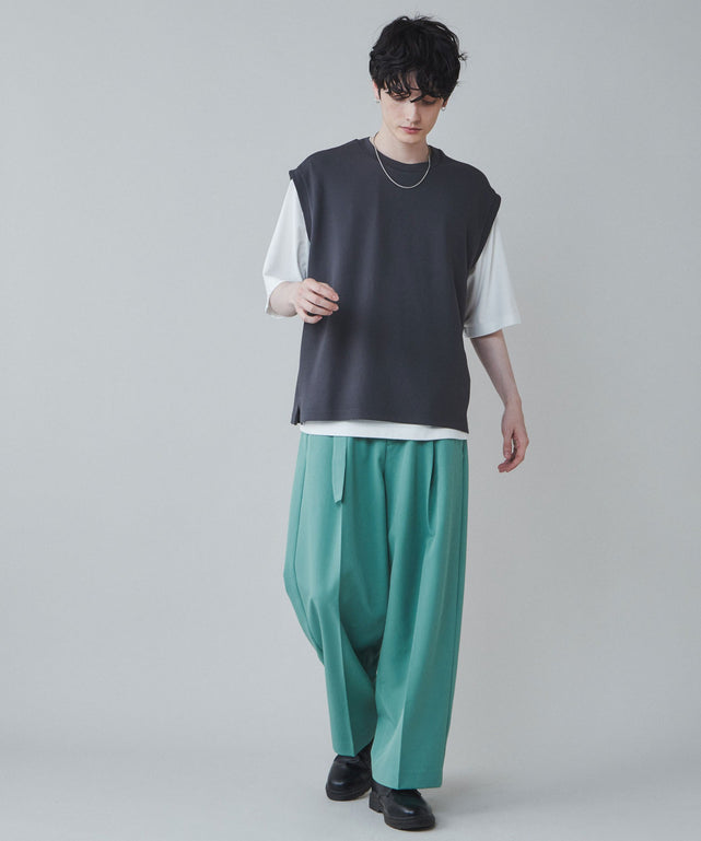 Dグレー モデル：180cm L着用