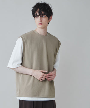 ベージュその他 モデル：180cm L着用