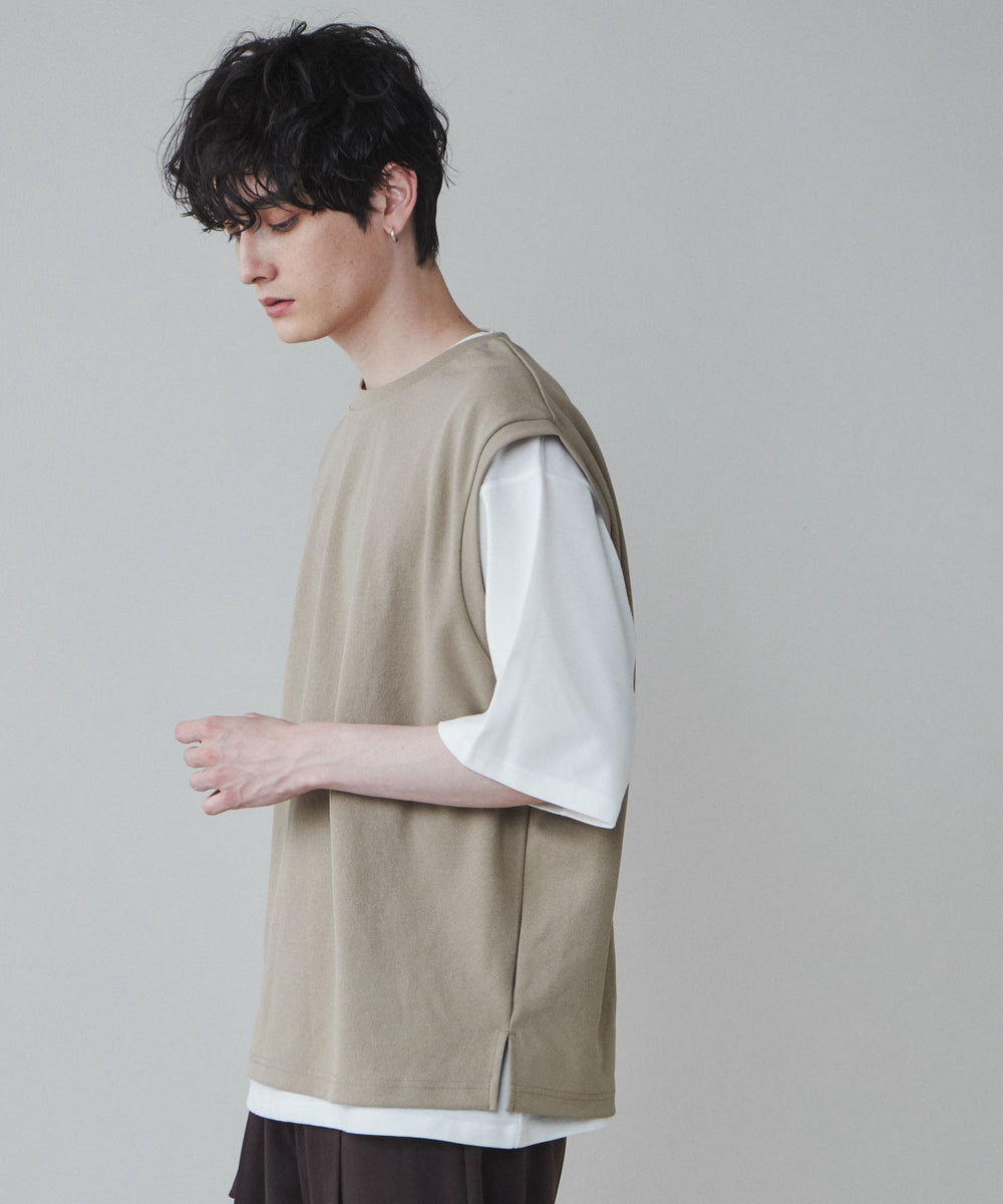 ベージュその他 モデル：180cm L着用