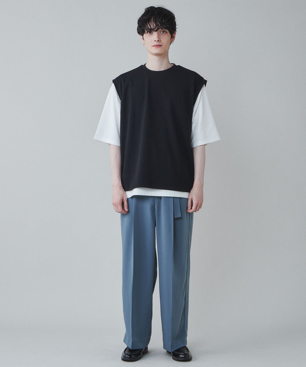 ブラック モデル：180cm L着用