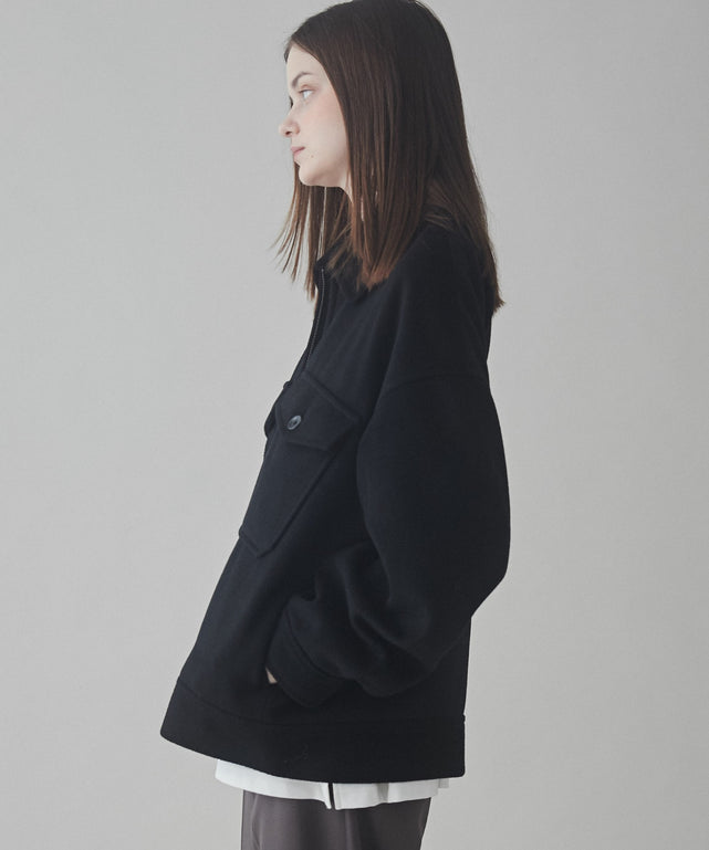 ブラック モデル：173cm L着用