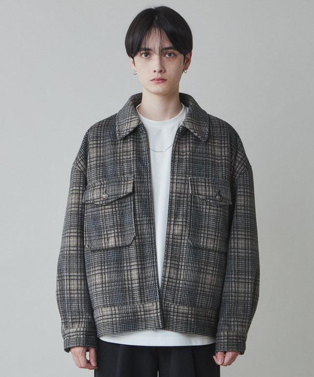 柄2 モデル：180cm L着用