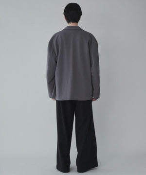 Dグレー モデル：180cm L着用