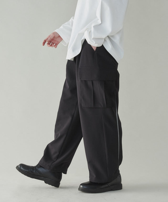 ブラック モデル：180cm L着用