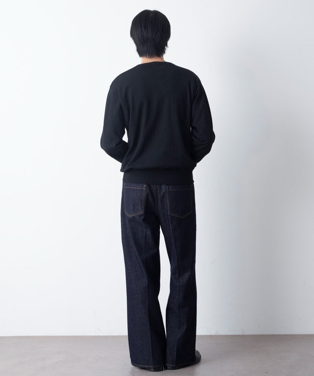 ブラック モデル：180cm L着用