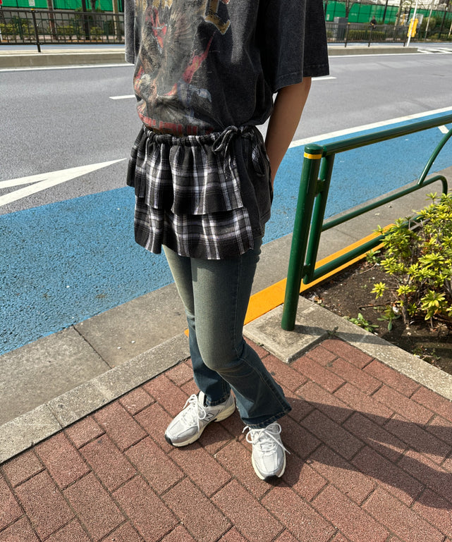 ブラック