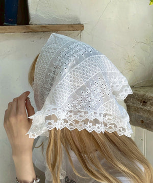 オフホワイト