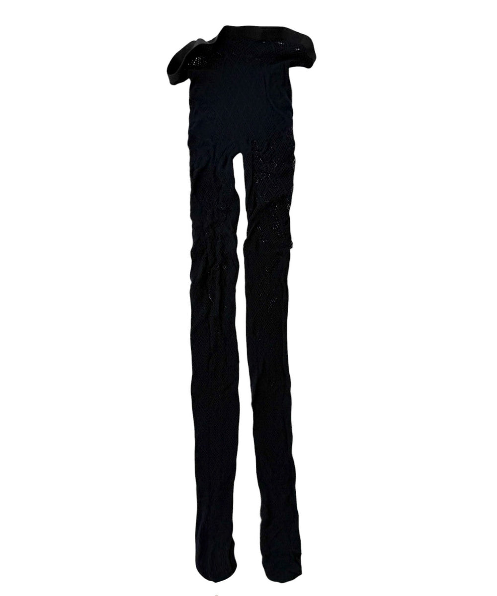 ブラック