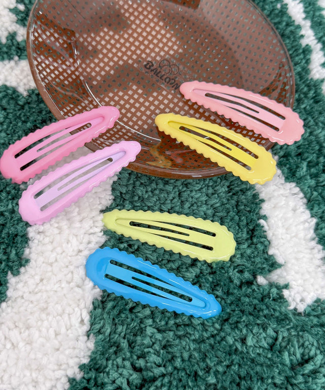 L2Pカラーフリフリパッチンピン