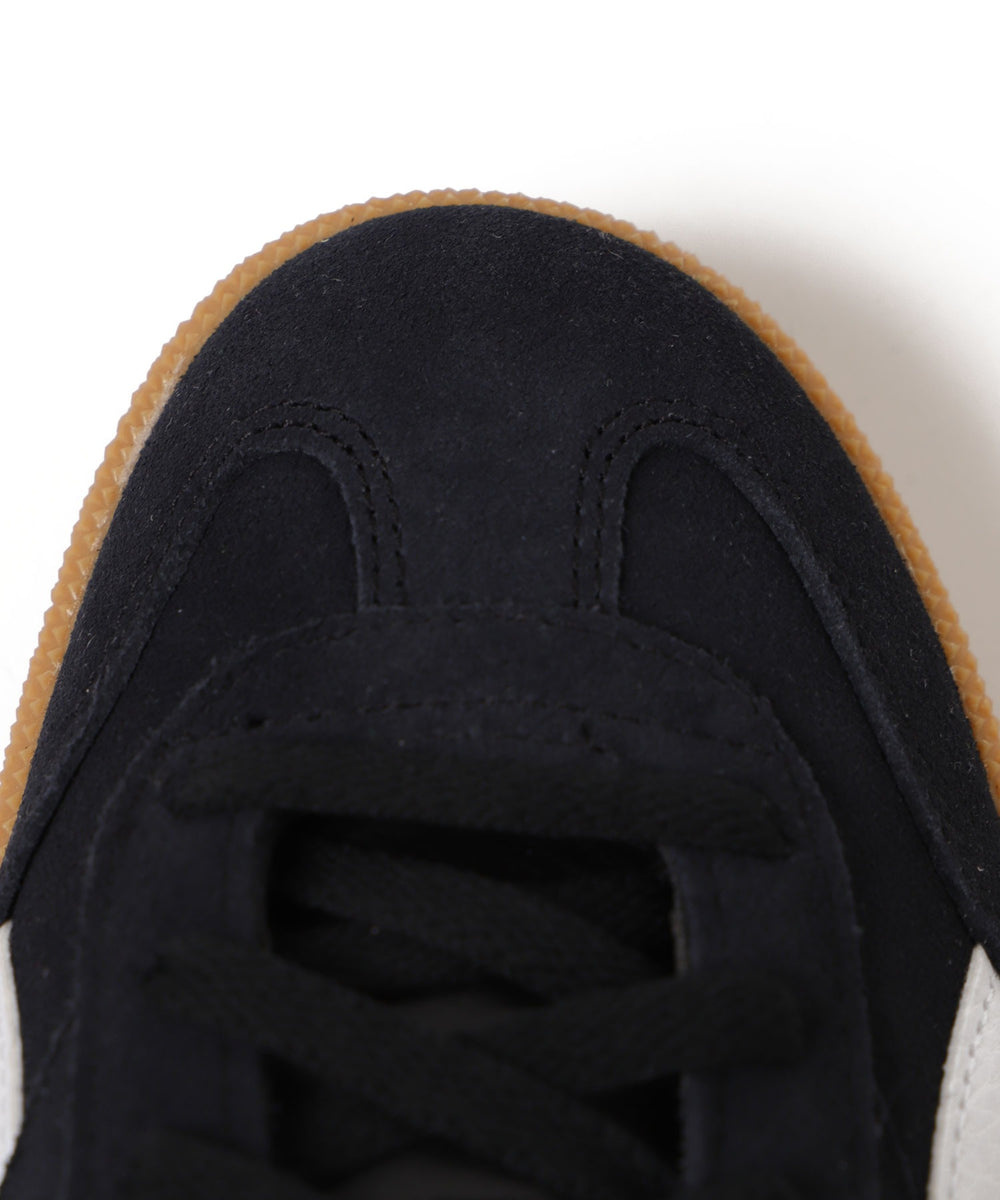REEBOK　SMASH　EDGE