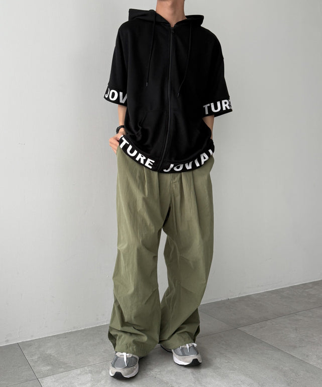 ブラック モデル：175cm L着用