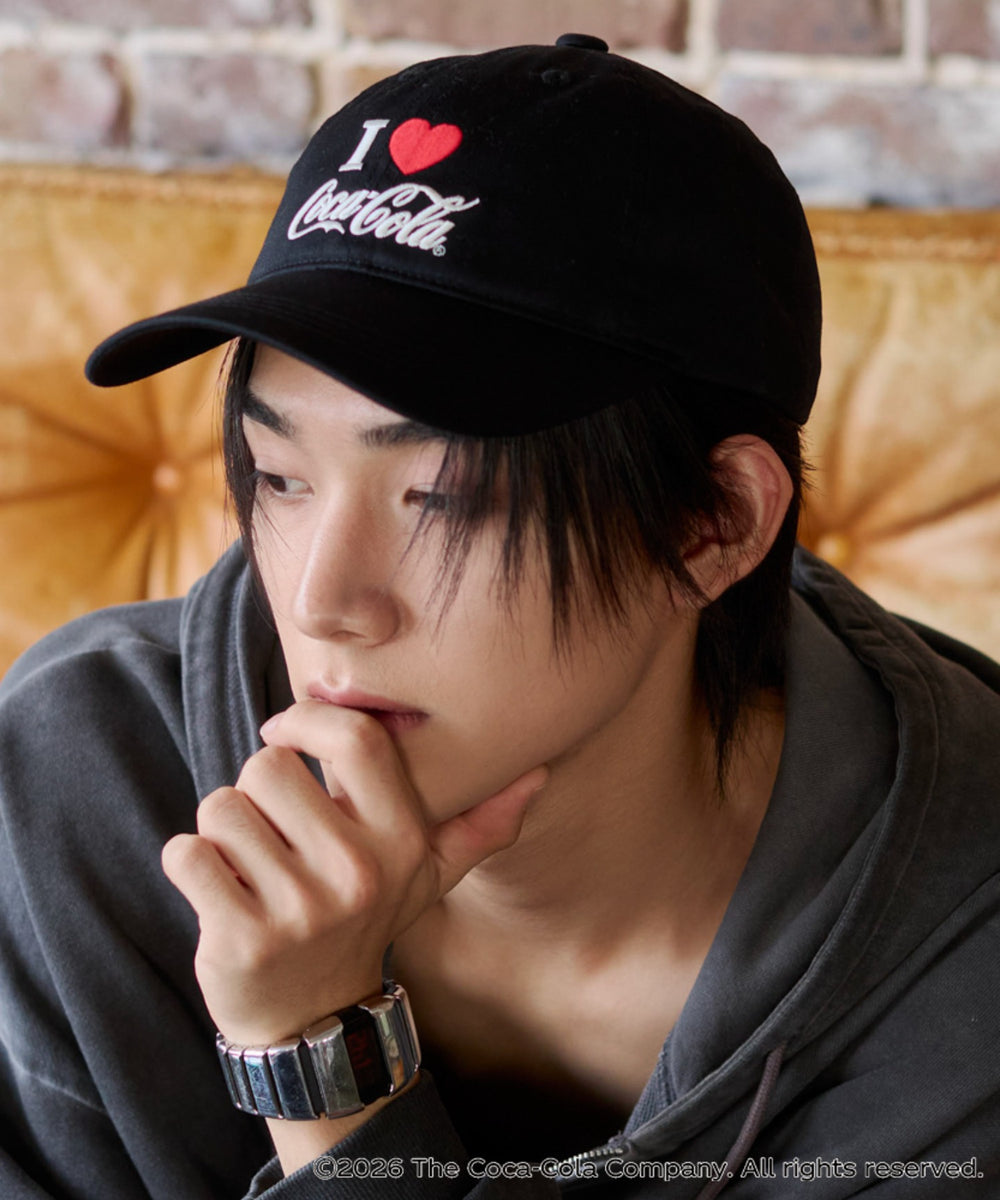ブラック