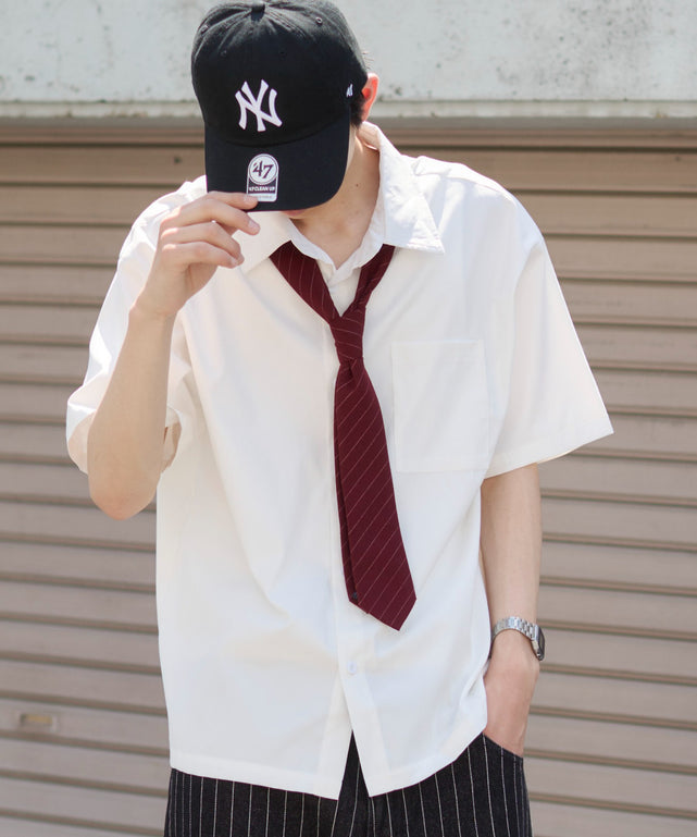 ホワイト モデル：181cm L着用