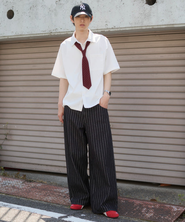 ホワイト モデル：181cm L着用