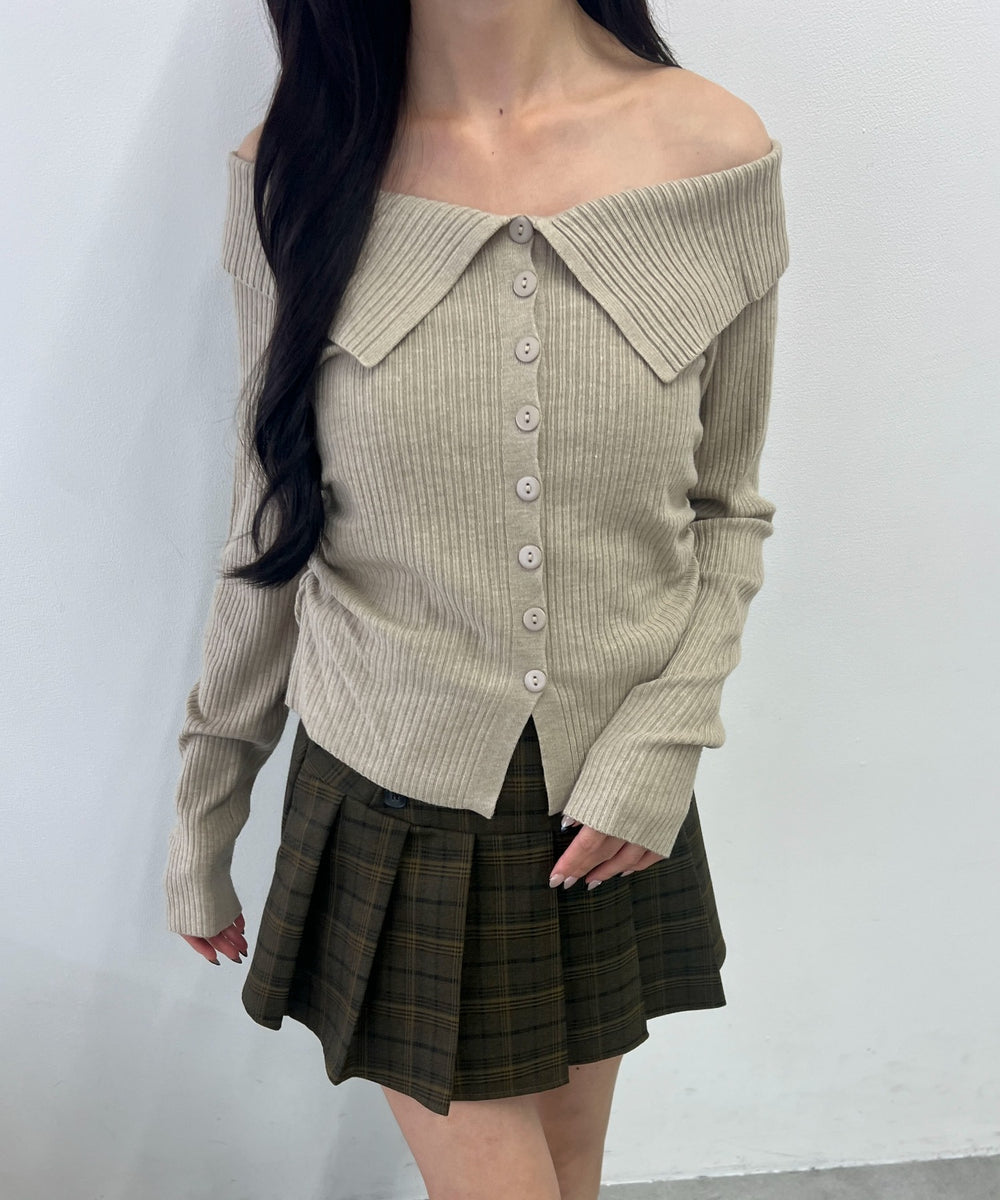 ベージュ モデル：158㎝ F着用