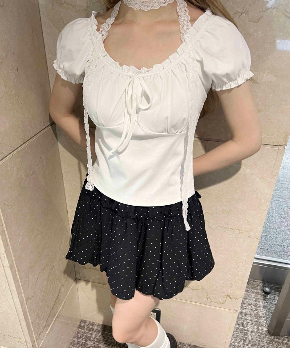 ホワイト モデル：160㎝ F着用