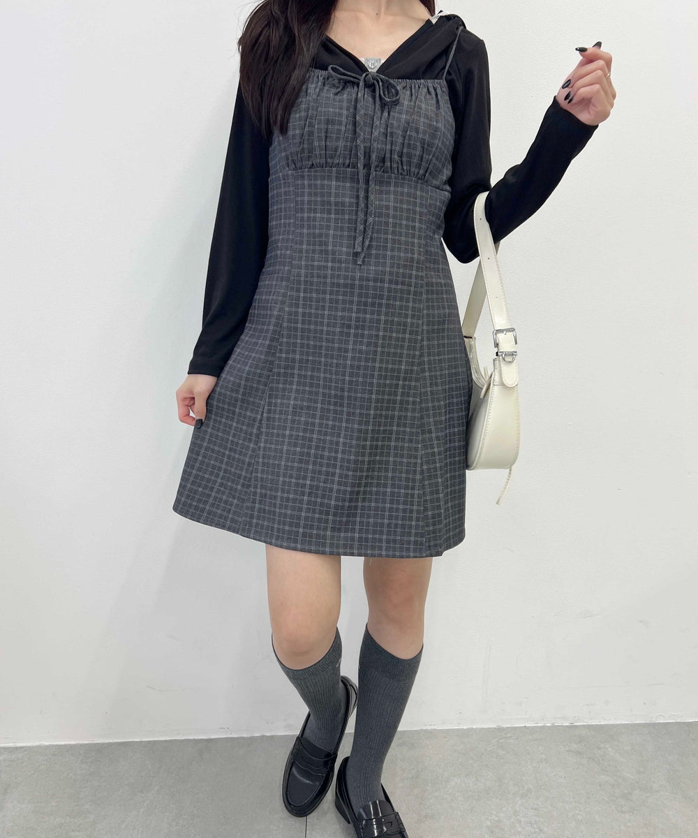 グレー モデル：157㎝ F着用
