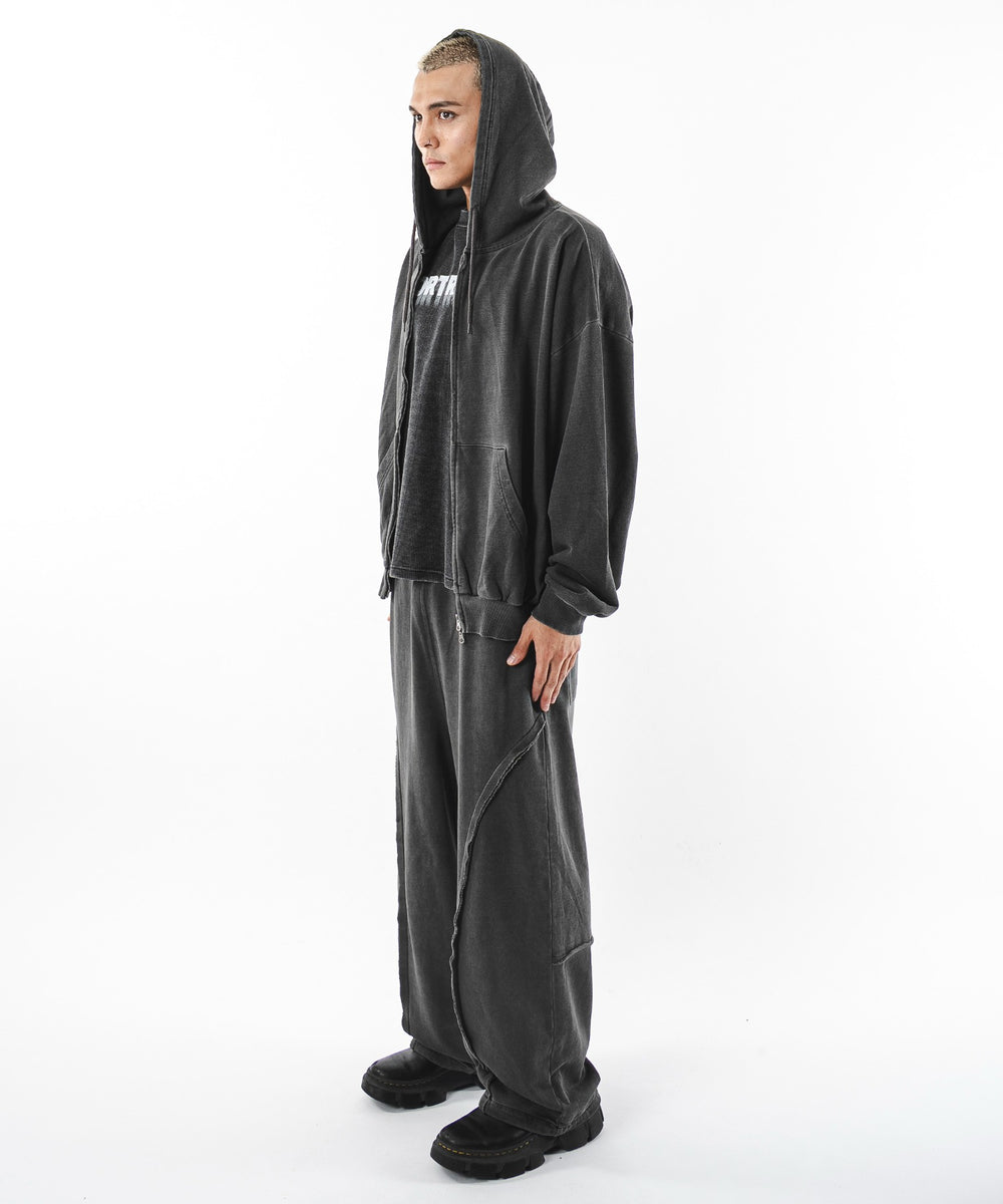 ブラックソノタ モデル：180cm L着用