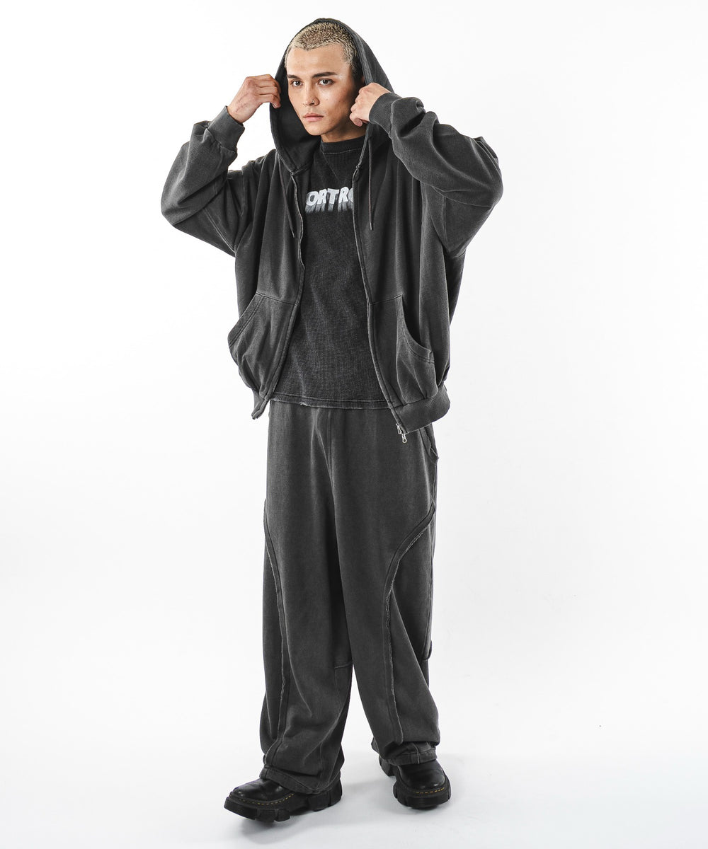 ブラックソノタ モデル：180cm L着用