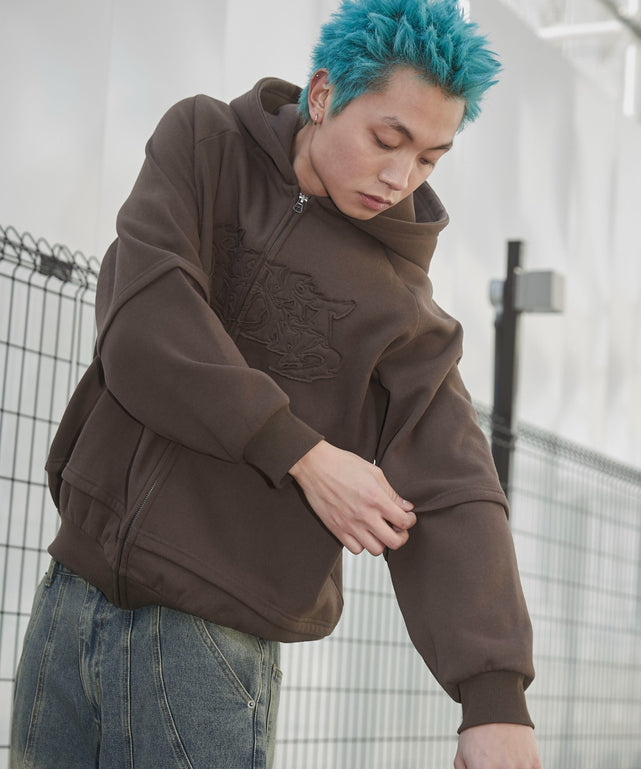 ブラウン　モデル:178cm L着用