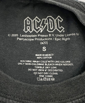 AC/DCバンドTシャツ