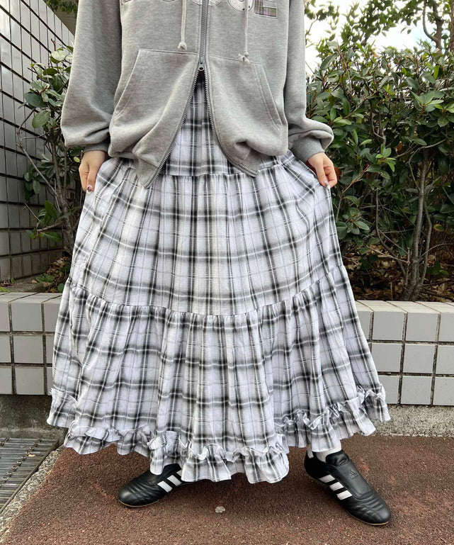 オンブレチェックティアードロングスカート