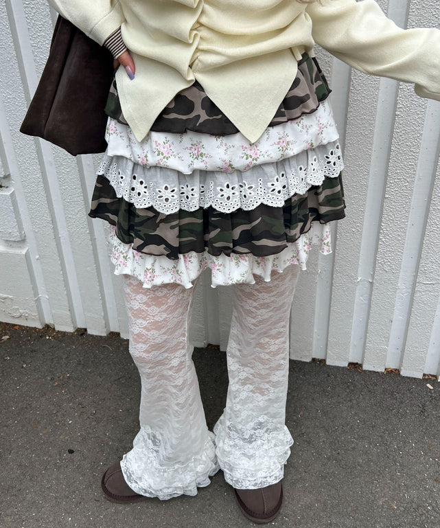 カーキ モデル：160㎝ F着用