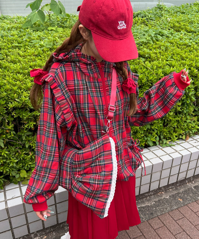 レッド モデル：155㎝ F着用